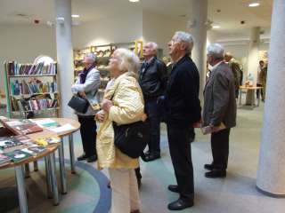 2012.10.13. Puchheimből jött vendégek könyvtári látogatása 18.jpg