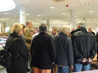 2012.10.13. Puchheimből jött vendégek könyvtári látogatása 24.jpg