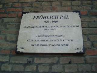 Szeged, Rerrich tér. Frölich Pál emléktáblája.jpg