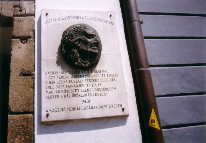 Szekszárd, Széchenyi u. 36-38. 3.kép.jpg Szekszárd, Széchenyi u. 36-38. 3.kép.jpg