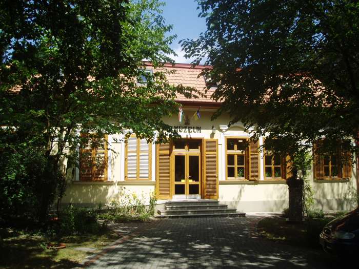 Fonyód, Bartók u. 03. 01.kép.jpg Fonyód, Bartók u. 03. 01.kép.jpg