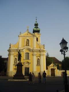 Győr, Bécsi kapu tér. Karmelita templom 1.kép.jpg