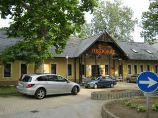 Nyíregyháza-Sóstó, Fürdőház 1.kép.jpg Nyíregyháza-Sóstó, Fürdőház 1.kép.jpg