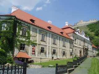 Sümeg, Szent István tér 10. 1.kép.jpg Sümeg, Szent István tér 10. 1.kép.jpg