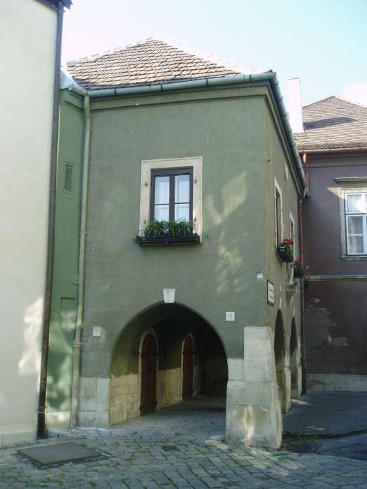 Sopron, Kolostor u. 15.jpg