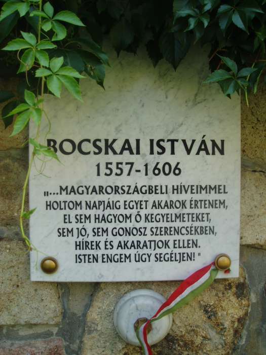 Szerencs, Huszárvár u. 11. Zempléni Panteon 3.kép.jpg Szerencs, Huszárvár u. 11. Zempléni Panteon 3.kép.jpg
